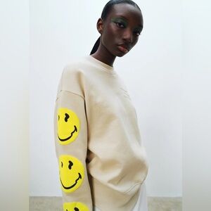 ZARA Smiley Sweatshirt